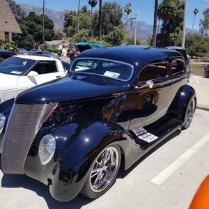 Meet your Posher, Curtis